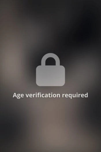 Pornstar Eveline Dellai